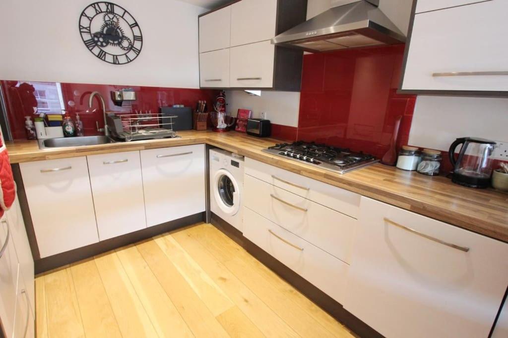 Spacious 2 Bed, 2 Bath -the Shore, Leith Апартаменты