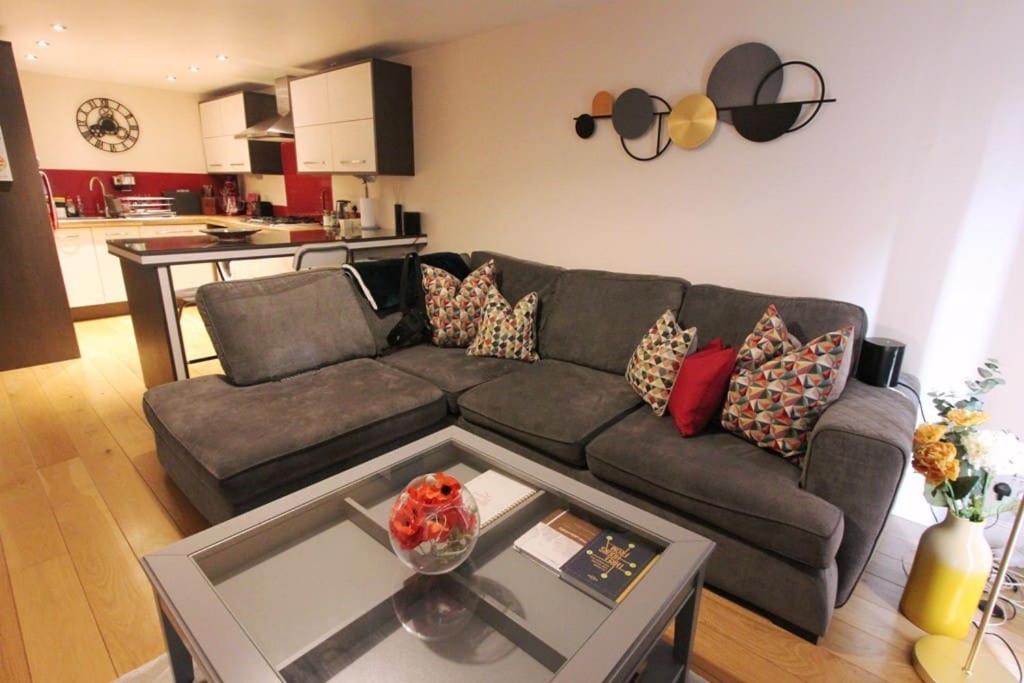 Spacious 2 Bed, 2 Bath -the Shore, Leith Апартаменты *