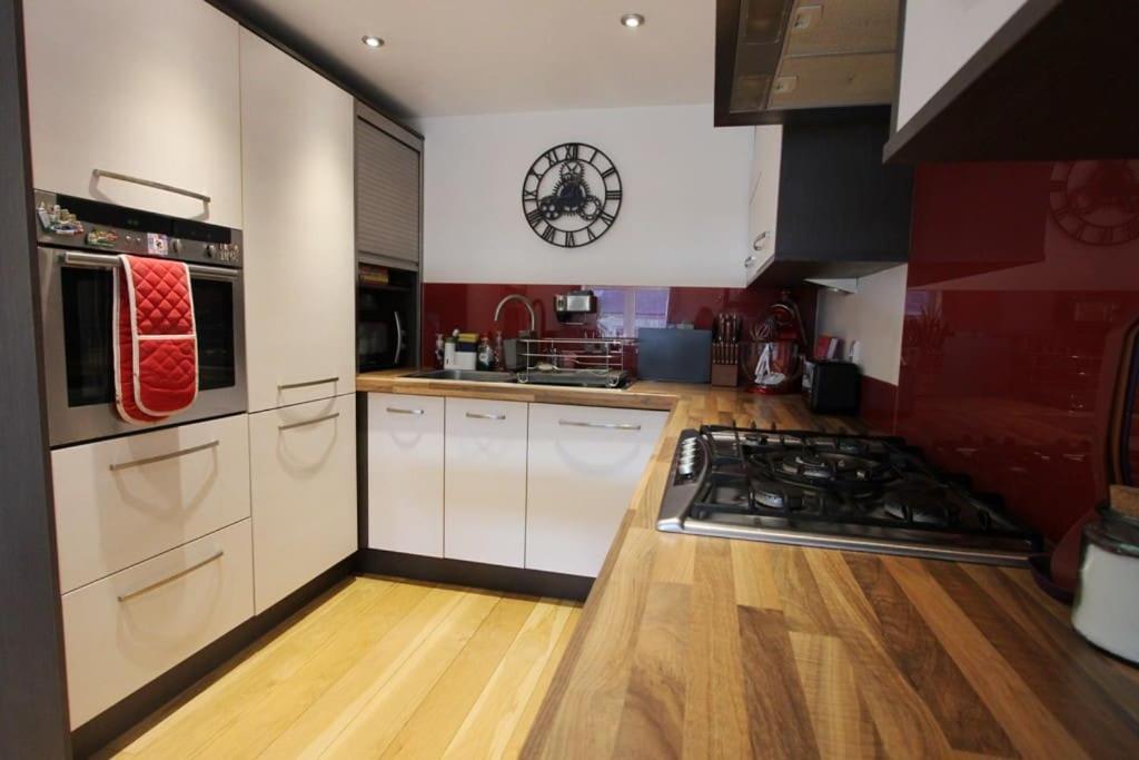 Spacious 2 Bed, 2 Bath -the Shore, Leith Апартаменты