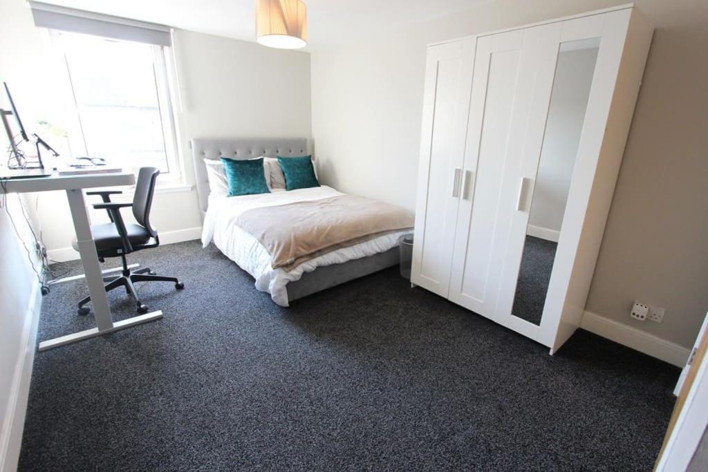 Spacious 2 Bed, 2 Bath -the Shore, Leith Апартаменты *